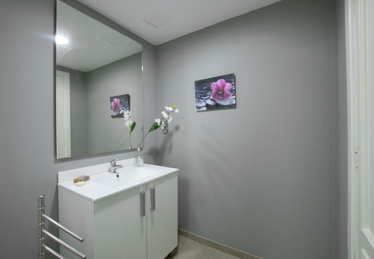 Light And Bright Apartment In Central Valencia Ngoại thất bức ảnh